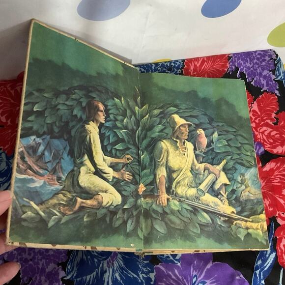 1946 Robinson Crusoe Hardback by Daniel Defoe - Picture 3 of 13